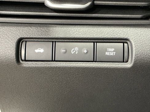 Used 2025 Nissan Altima 2.5 S image 14