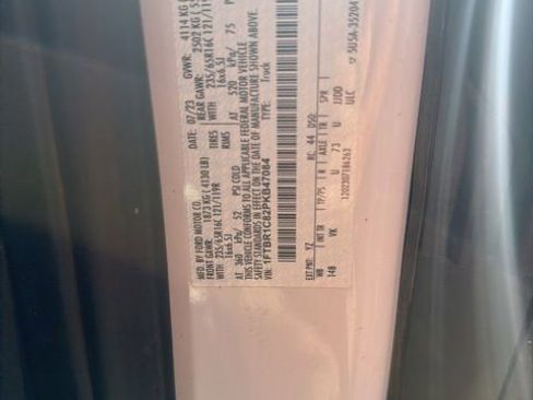 Used 2023 Ford Transit 250 Base image 5