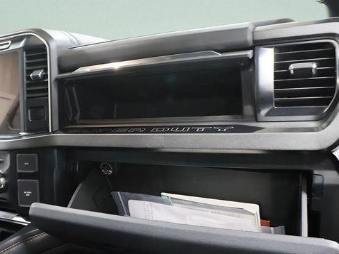 Used 2023 Ford F250 Platinum AWD/4WD image 32