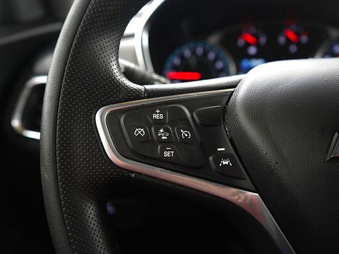 Used 2022 Chevrolet Equinox LS w/ LS Convenience Package image 28