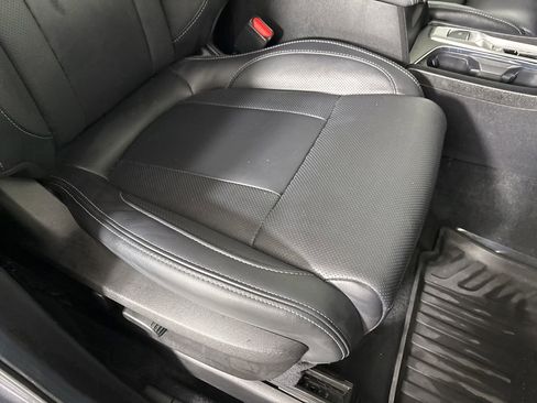 Used 2024 Subaru Ascent Limited w/ Technology Package image 34