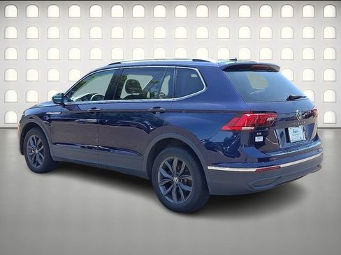 Used 2023 Volkswagen Tiguan SE w/ Panoramic Sunroof Package AWD/4WD image 5