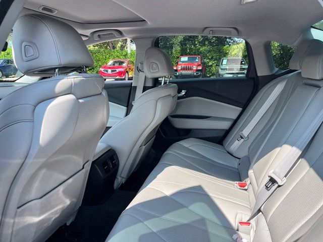 Used 2023 Acura TLX w/ Technology Package FWD image 6