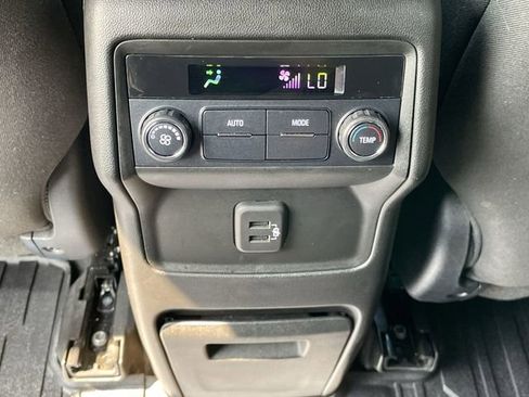 Used 2019 GMC Acadia SLE w/ Driver Alert Package I image 20