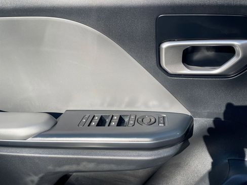 Used 2025 Kia K4 LXS image 18