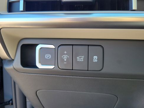 New 2026 Hyundai Santa Fe SE image 17