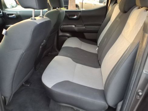 Used 2023 Toyota Tacoma TRD Off-Road RWD image 10