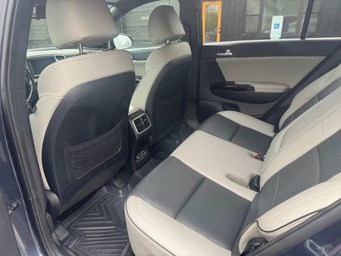 Used 2019 Kia Sportage EX w/ EX Sport Appearance Package AWD/4WD image 6
