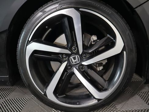 Used 2021 Honda Accord Sport image 31