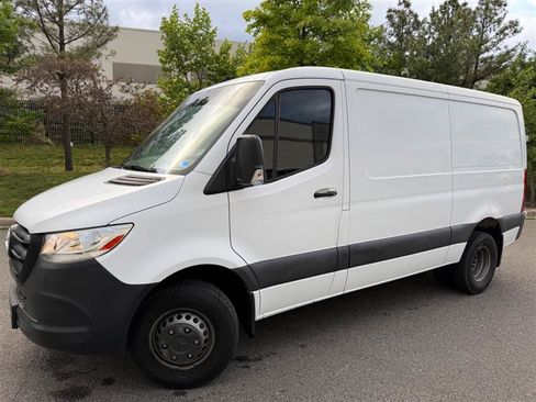 Used 2019 Mercedes-Benz Sprinter 144 Cargo image 3