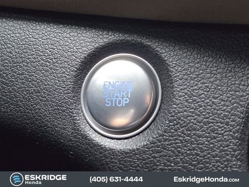 Used 2020 Hyundai Santa Fe SEL w/ Convenience Package FWD image 22