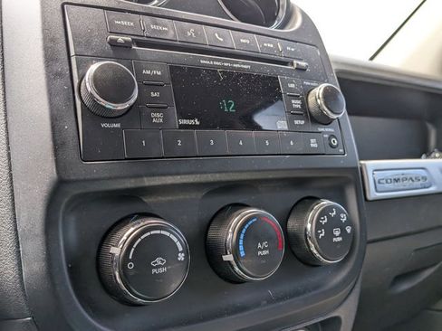 Used 2017 Jeep Compass Sport w/ Power Value Group image 12