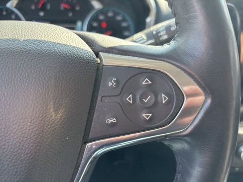 Used 2018 Chevrolet Traverse LT image 18