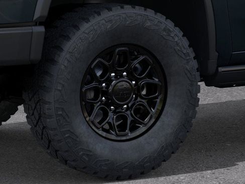 New 2025 Chevrolet Silverado 2500 ZR2 w/ ZR2 Bison Edition image 33