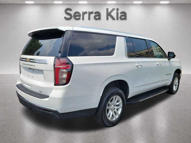 Used 2024 Chevrolet Suburban LT RWD image 5