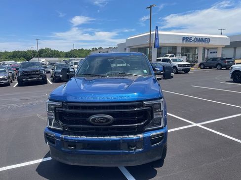 Used 2022 Ford F250 Lariat w/ Black Appearance Package AWD/4WD image 9