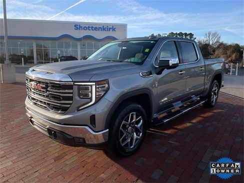 Used 2023 GMC Sierra 1500 SLT w/ SLT Premium Package image 32