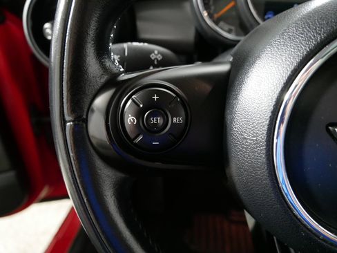 Used 2015 MINI Cooper 2-Door Hardtop image 27