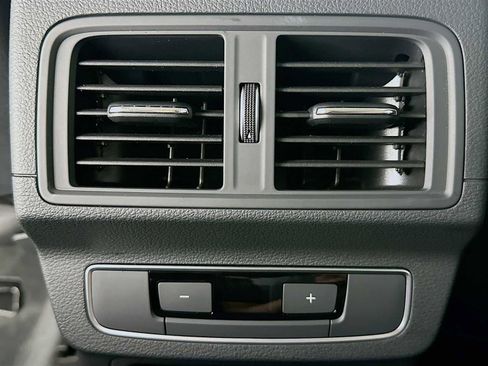 Certified 2023 Audi Q5 Premium AWD/4WD image 22
