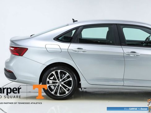 Used 2025 Volkswagen Jetta Sport FWD image 11