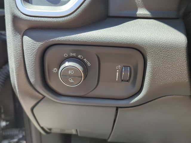 New 2026 RAM 3500 Big Horn AWD/4WD image 25