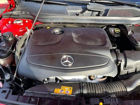 Used 2019 Mercedes-Benz GLA 250 4MATIC image 31