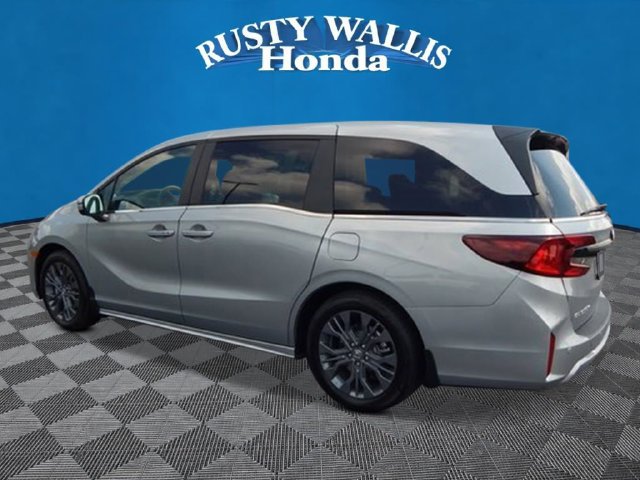 New 2027 Honda Odyssey Touring image 5