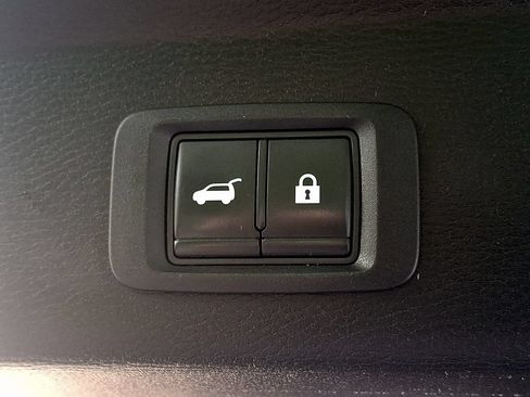Used 2022 Mitsubishi Outlander SEL AWD/4WD image 33