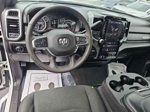 Used 2025 RAM 2500 Big Horn AWD/4WD image 17