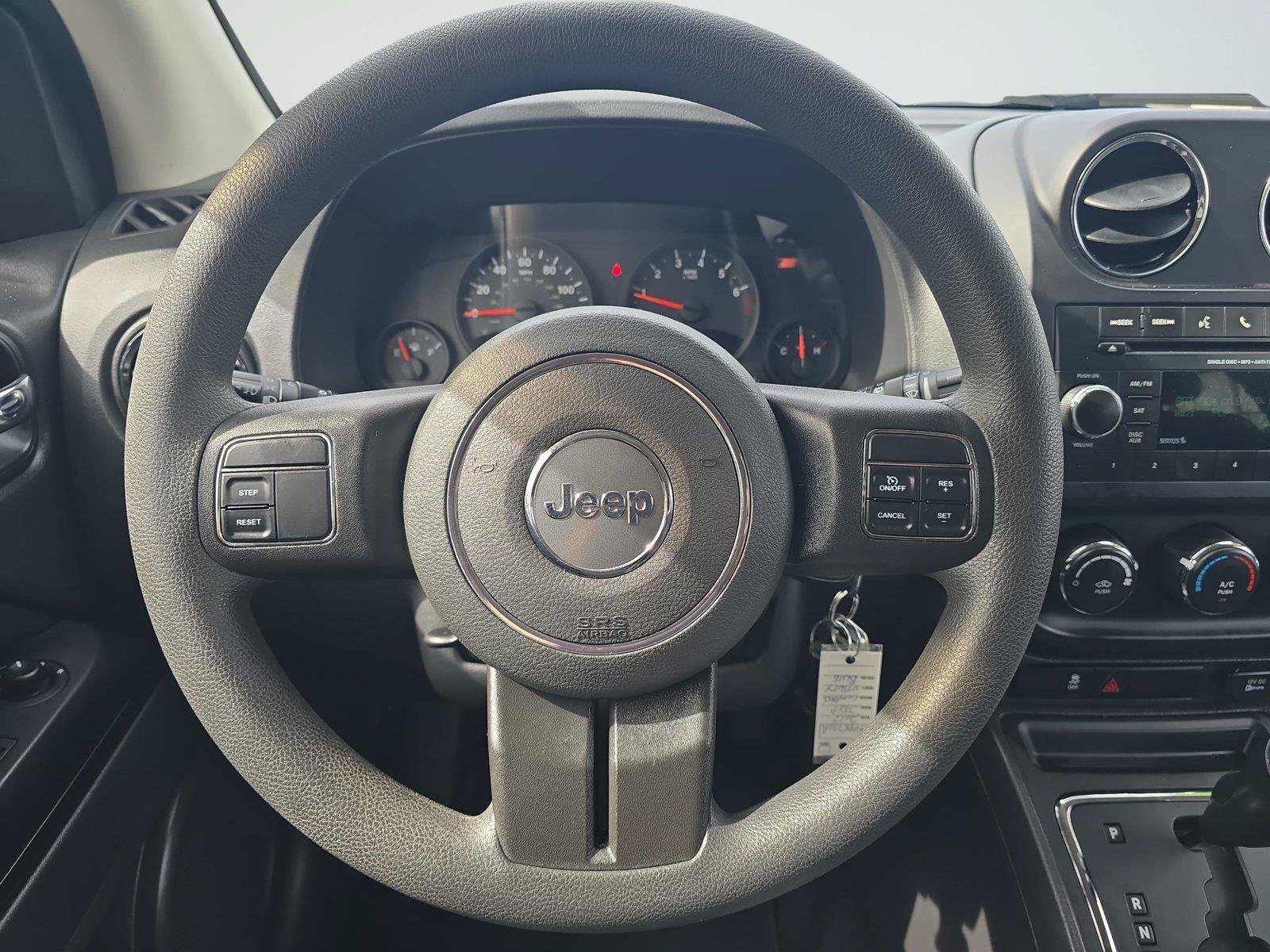 Used 2012 Jeep Compass Sport AWD/4WD image 10