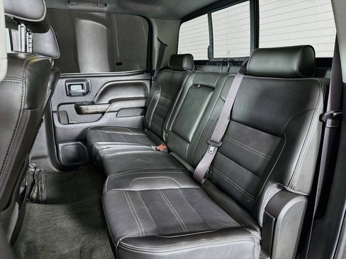 Used 2016 GMC Sierra 2500 Denali w/ Duramax Plus Package AWD/4WD image 30