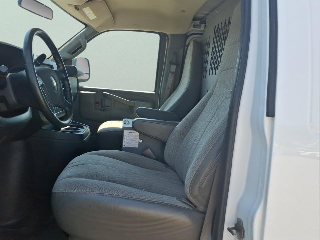 Used 2021 Chevrolet Express 2500 w/ Driver Convenience Package RWD image 12