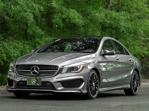 Used 2014 Mercedes-Benz CLA 250 4dr Sdn CLA 250 4MATIC w/ Edition 1 Package image 63