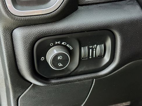 Used 2022 RAM 3500 Laramie image 14