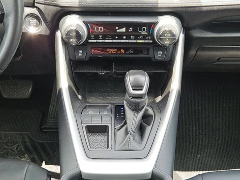 Used 2021 Toyota RAV4 XLE Premium FWD image 19