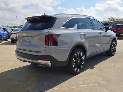 New 2026 Kia Sorento EX FWD image 8
