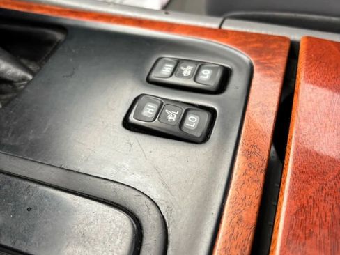 Used 2000 Lexus LX 470 4WD image 47