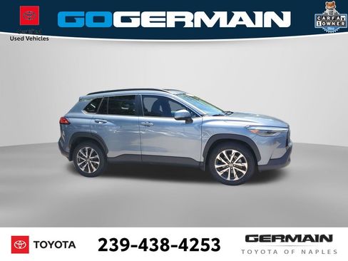 Certified 2023 Toyota Corolla Cross XLE w/ Convenience Package FWD image 5