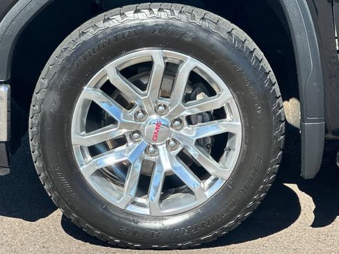 Used 2019 GMC Sierra 1500 SLT w/ SLT Premium Plus Package AWD/4WD image 24
