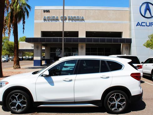 Used 2018 BMW X1 sDrive28i FWD image 2