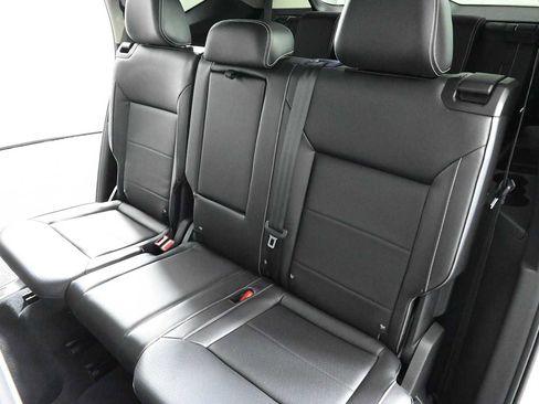 Certified 2022 Volkswagen Atlas SE w/ Panoramic Sunroof Package FWD image 15