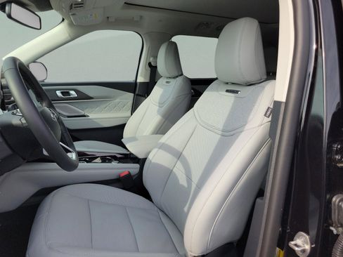 New 2026 Ford Explorer Platinum AWD/4WD image 14
