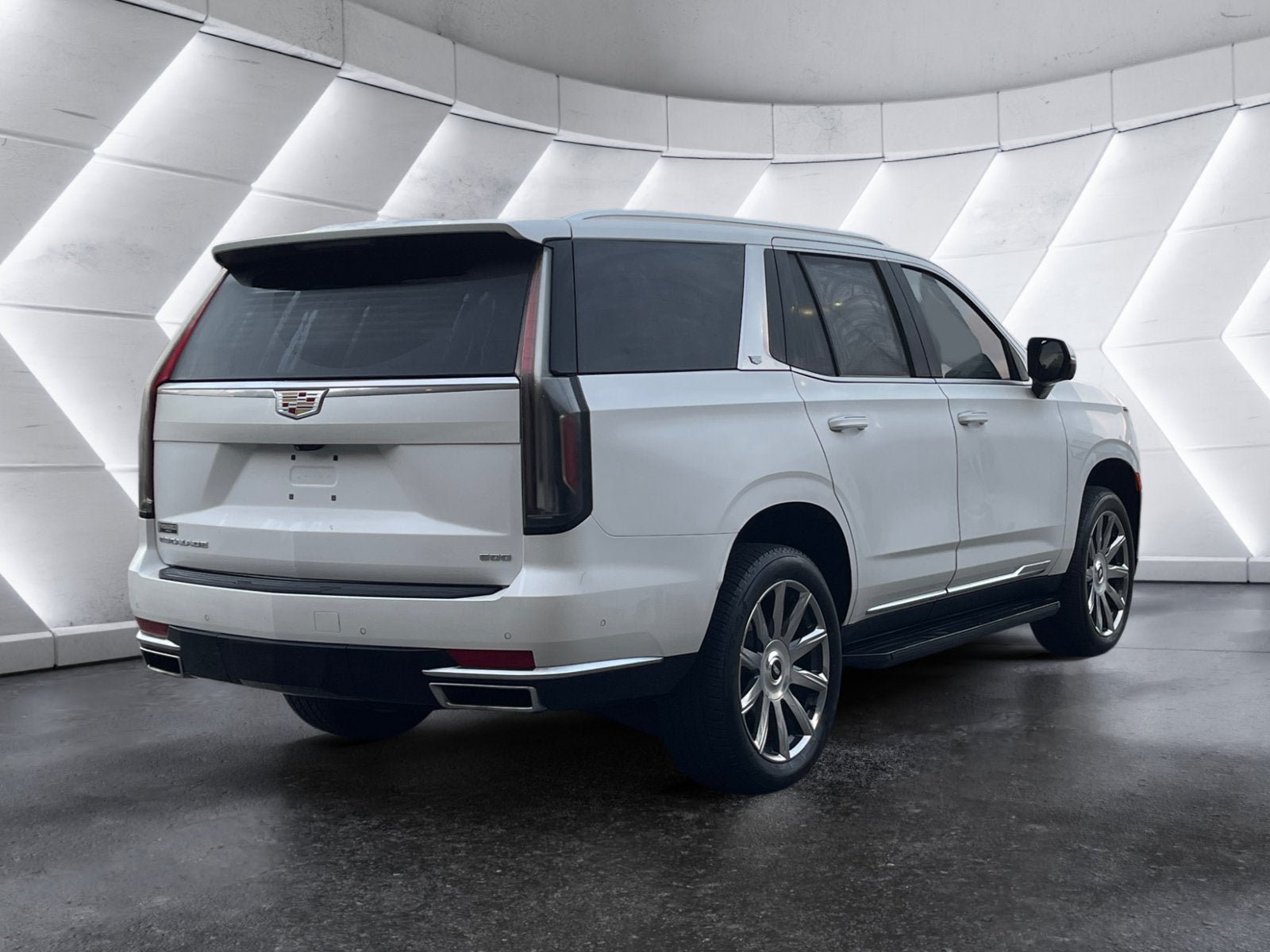 Used 2024 Cadillac Escalade Premium Luxury Platinum AWD/4WD image 6