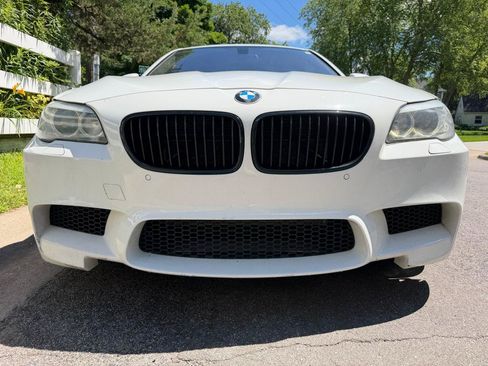 Used 2013 BMW M5 RWD image 15