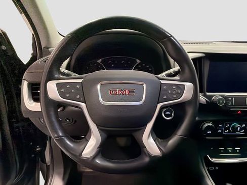 Used 2021 GMC Terrain SLT image 10