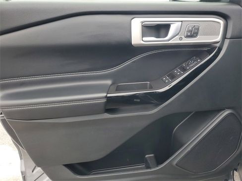 Used 2022 Ford Explorer ST w/ Equipment Group 401A image 14