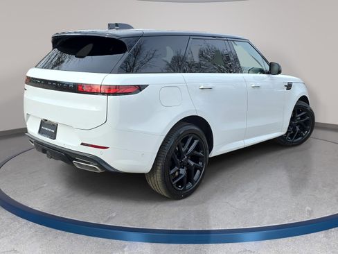 New 2026 Land Rover Range Rover Sport Dynamic SE AWD/4WD image 5