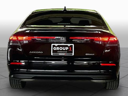 Used 2023 Honda Accord EX image 4