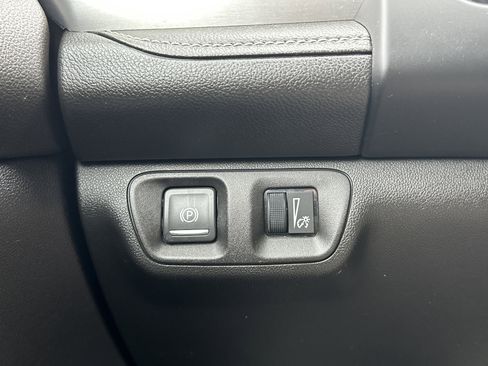 Used 2019 GMC Acadia SLT w/ Black Edition image 24