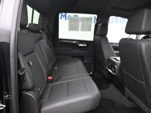 Used 2025 Chevrolet Silverado 2500 LTZ w/ LTZ Plus Package image 9